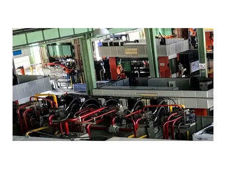 Pressa per idroformatura tubi CNC da 4000 tonnellate