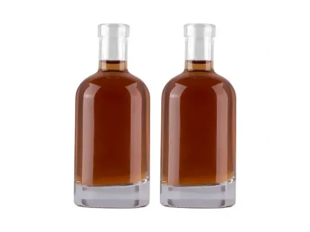 Linea di riempimento di vino e liquori
